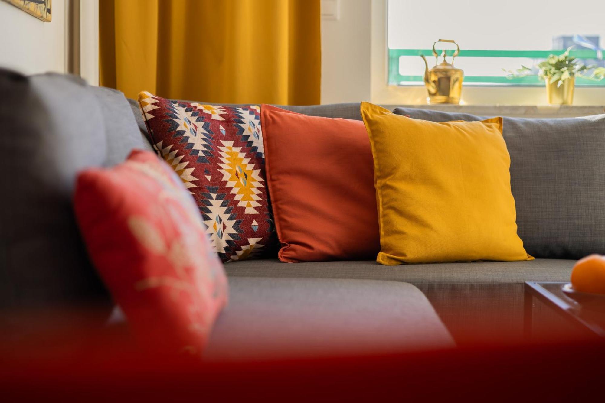 Butas Autumn With Balcony And Two Bedrooms By Renters *
